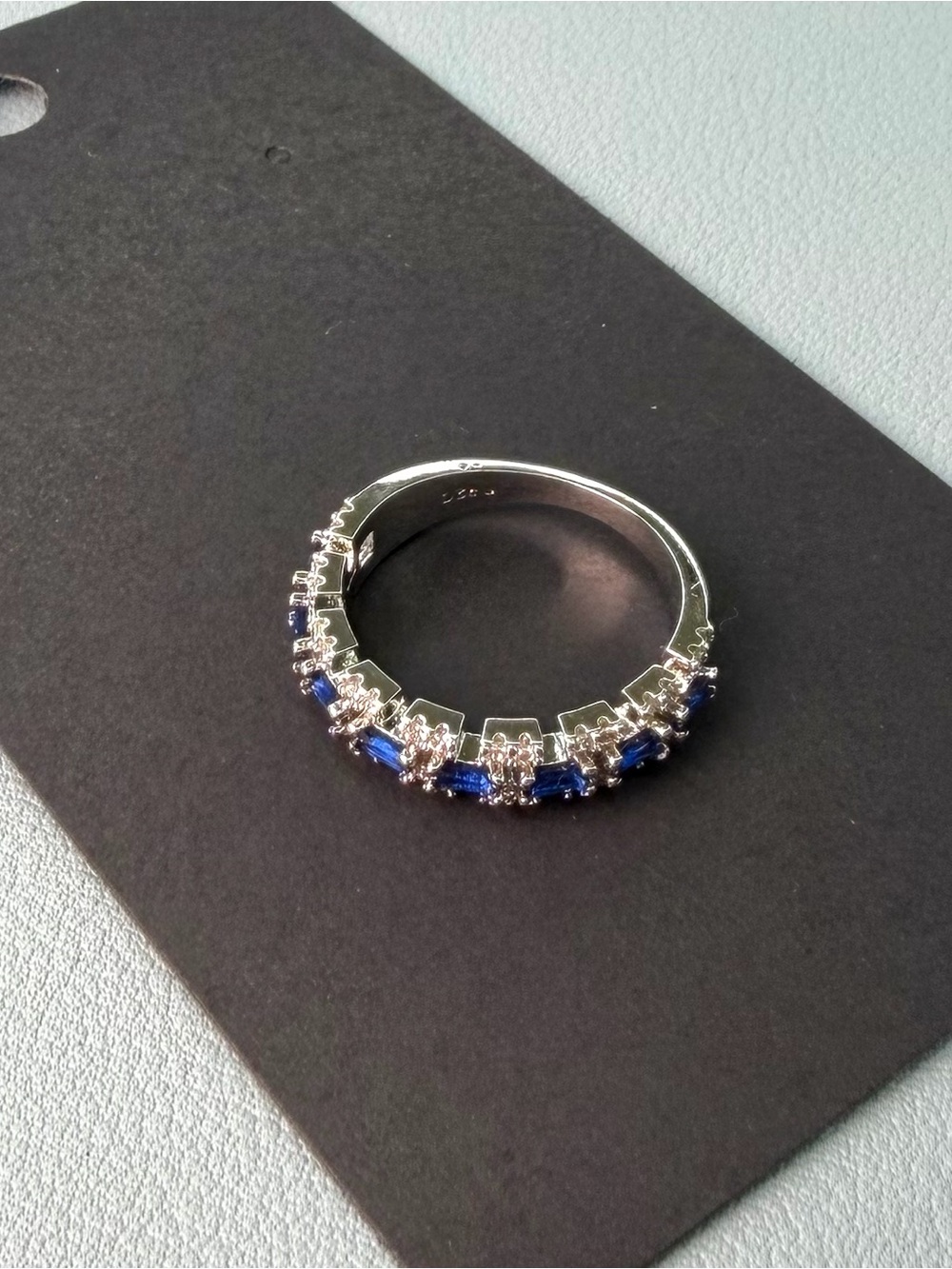 Sterling Silver Band Ring with Deep Blue Baguette Stones | 925